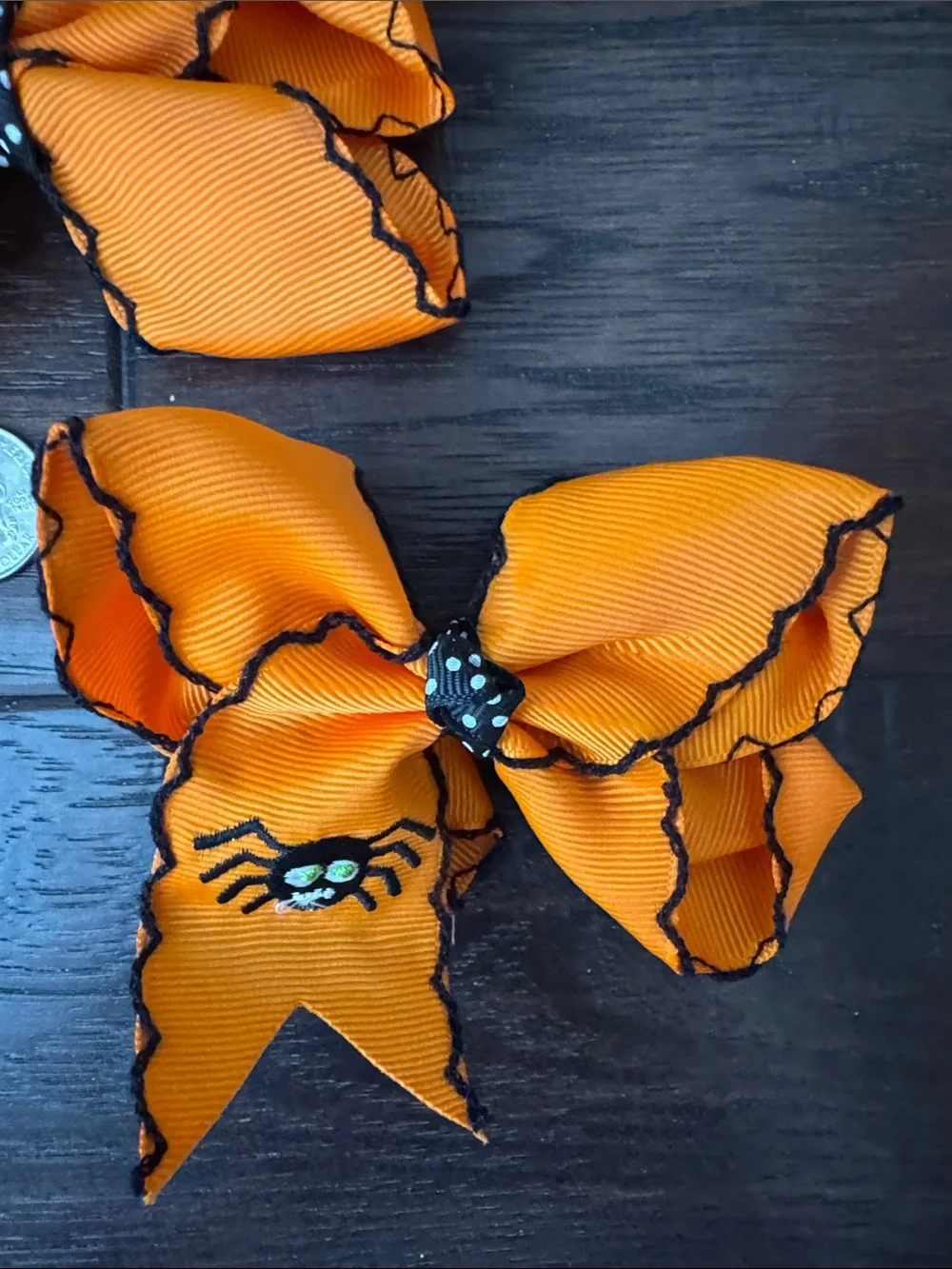NWOT Halloween Bow Hair Clips for Kids Pumpkins and Spiders - Orange and White